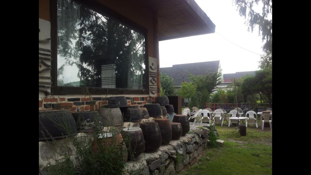 Guesthouse Nabiya Chuncheon Exterior foto